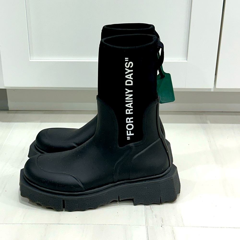 Off-White Women's Sponge Rubber Rain Boots